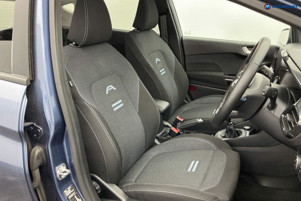 Ford Fiesta Active Manual Petrol Hatchback - Stock Number (1653870) - 5th supplementary image