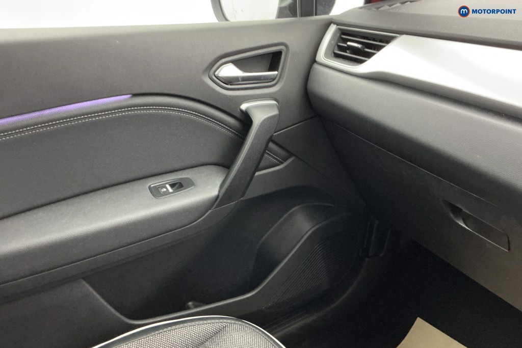 Renault Captur Techno Manual Petrol SUV - Stock Number (1655233) - 10th supplementary image
