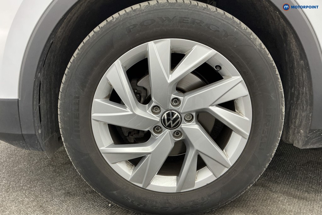 Volkswagen Tiguan Life Automatic Petrol SUV - Stock Number (1655239) - 27th supplementary image