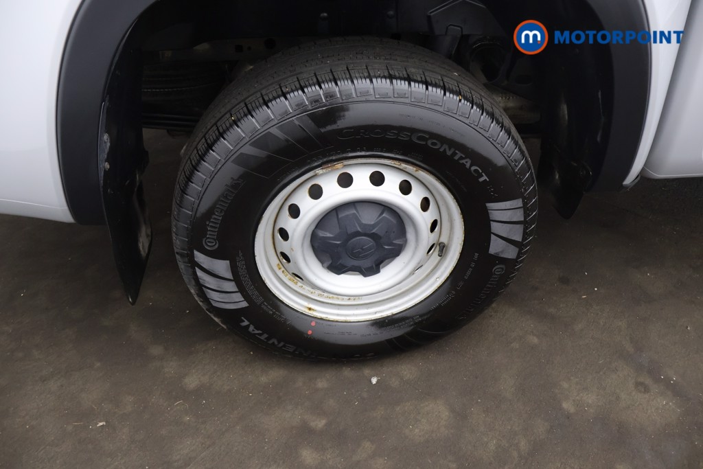 Volkswagen Amarok Life Manual Diesel Double Cab Pick-Up - Stock Number (1655281) - 3rd supplementary image