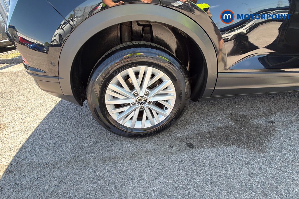Volkswagen T-Roc Life Manual Petrol SUV - Stock Number (1655548) - 35th supplementary image