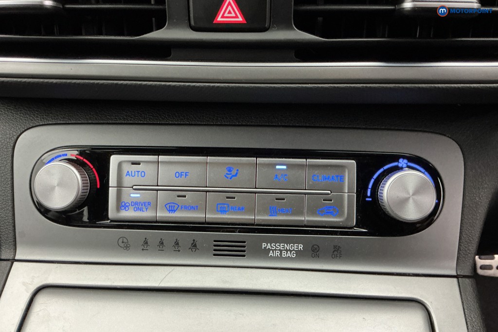 Hyundai Kona Premium Automatic Electric SUV - Stock Number (1655724) - 11th supplementary image