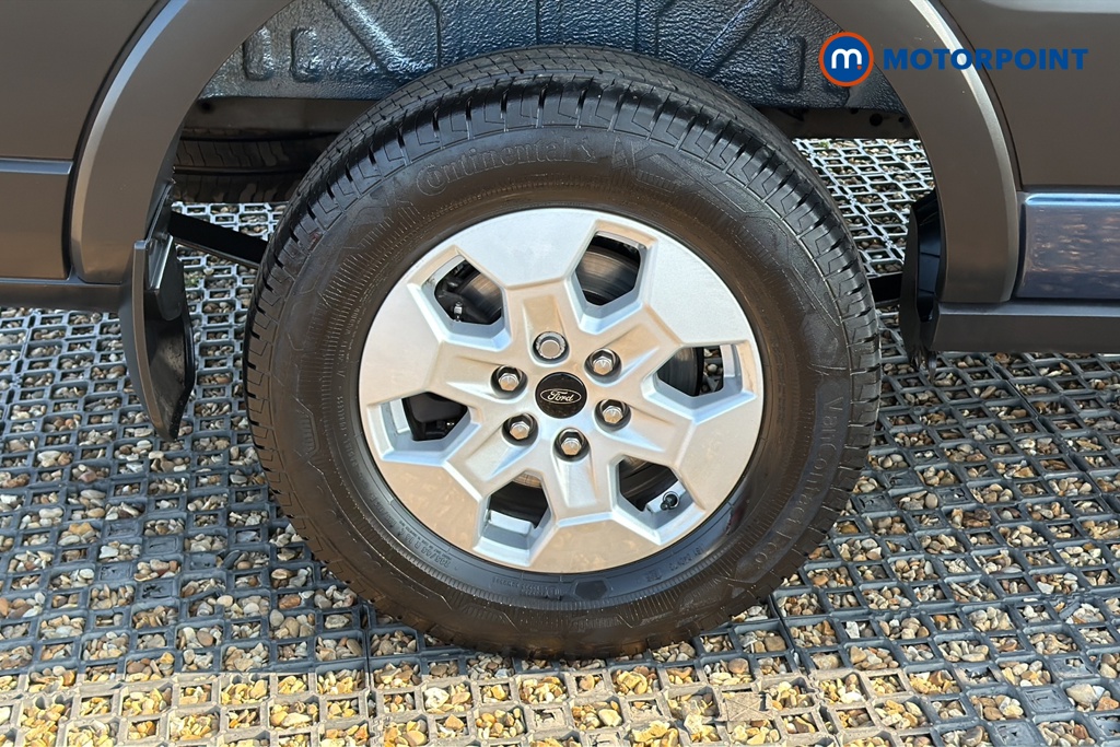 Ford Transit Limited Automatic Diesel Medium Roof Van - Stock Number (1655834) - 46th supplementary image
