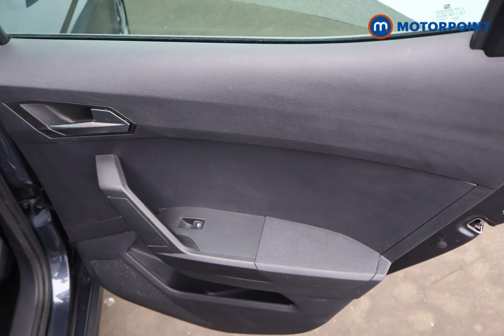Seat Arona Fr Sport Manual Petrol SUV - Stock Number (1656035) - 17th supplementary image
