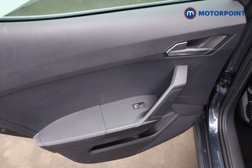 Seat Arona Fr Sport Manual Petrol SUV - Stock Number (1656035) - 20th supplementary image