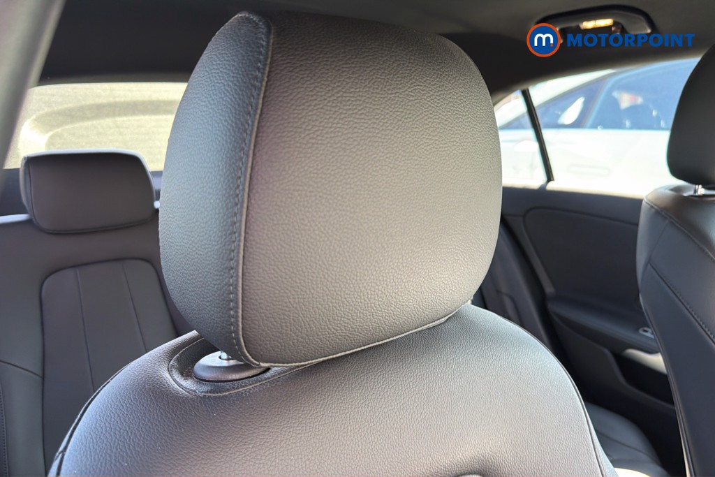 Mercedes-Benz A Class Sport Executive Edition Automatic Petrol Hatchback - Stock Number (1656126) - 23rd supplementary image