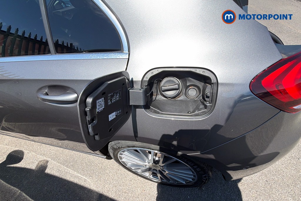 Mercedes-Benz A Class Sport Executive Edition Automatic Petrol Hatchback - Stock Number (1656126) - 41st supplementary image