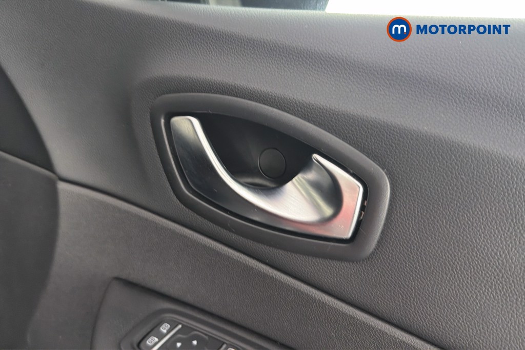 Renault Captur S Edition Automatic Petrol SUV - Stock Number (1656488) - 42nd supplementary image