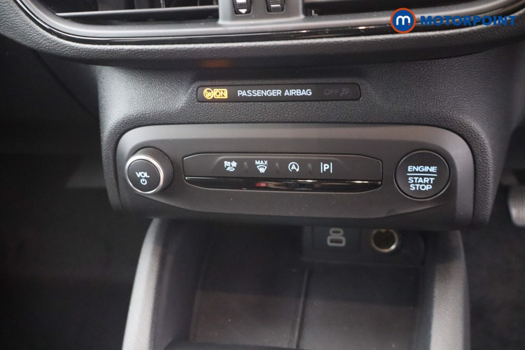 Ford Focus St-Line Edition Manual Petrol Hatchback - Stock Number (1656595) - 16th supplementary image