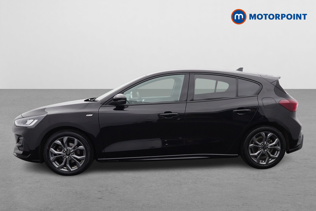 Ford Focus St-Line Edition Manual Petrol Hatchback - Stock Number (1656595) - Passenger side