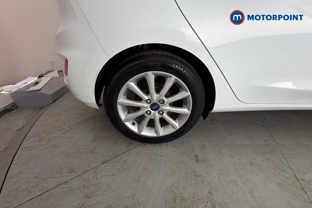 Ford Fiesta Titanium Manual Petrol Hatchback - Stock Number (1656934) - 35th supplementary image
