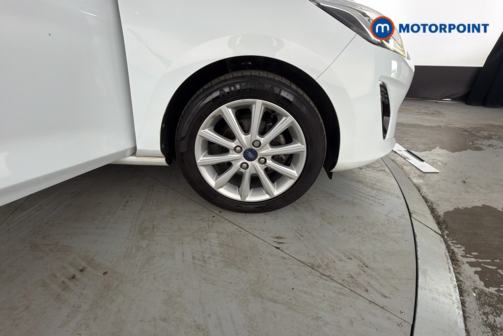 Ford Fiesta Titanium Manual Petrol Hatchback - Stock Number (1656934) - 36th supplementary image