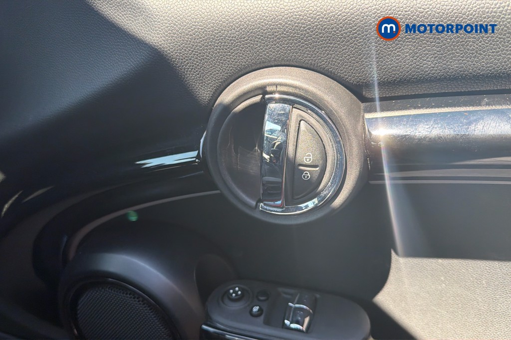 Mini Hatchback Cooper Sport Automatic Petrol Hatchback - Stock Number (1657178) - 42nd supplementary image