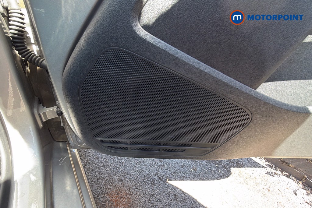 Volkswagen UP E-Up Automatic Electric Hatchback - Stock Number (1657840) - 21st supplementary image