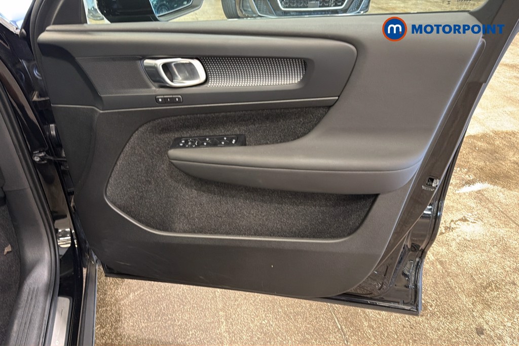 Volvo Xc40 Plus Automatic Petrol SUV - Stock Number (1657844) - 19th supplementary image