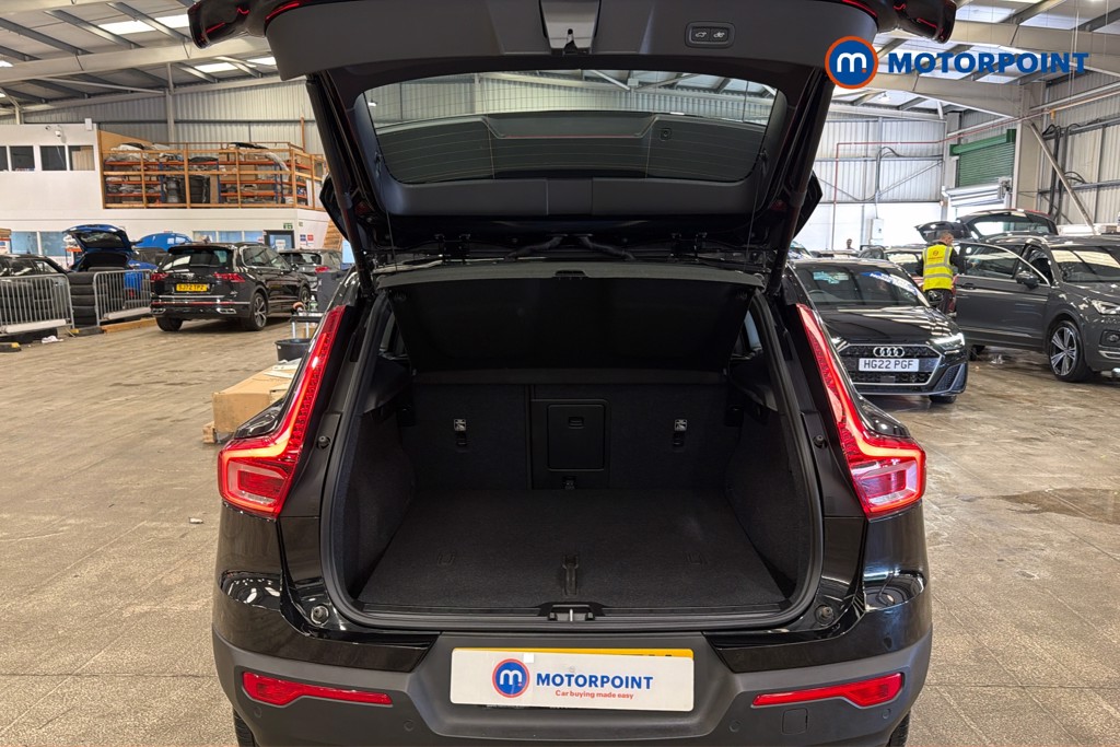 Volvo Xc40 Plus Automatic Petrol SUV - Stock Number (1657844) - 33rd supplementary image