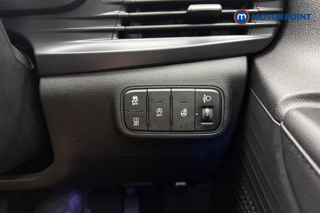Hyundai I20 Ultimate Automatic Petrol Hatchback - Stock Number (1657870) - 17th supplementary image