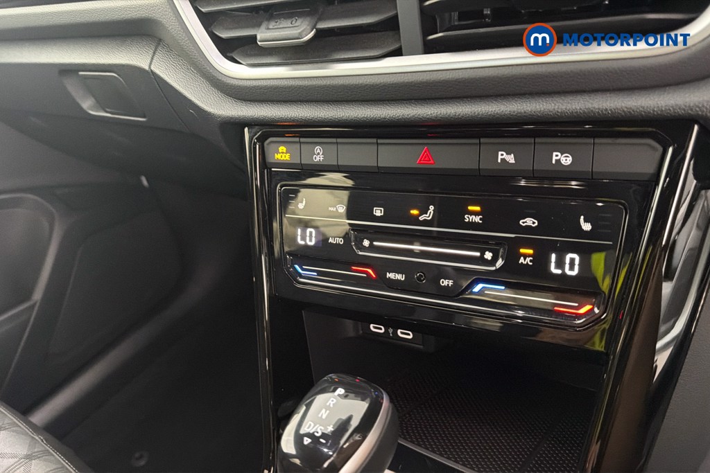 Volkswagen T-Roc R-Line Automatic Petrol SUV - Stock Number (1657908) - 12th supplementary image