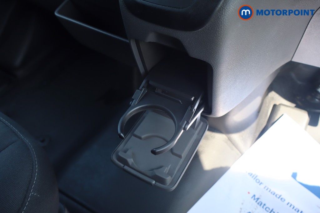Ford Transit Limited Automatic Diesel Medium Roof Van - Stock Number (1657923) - 9th supplementary image