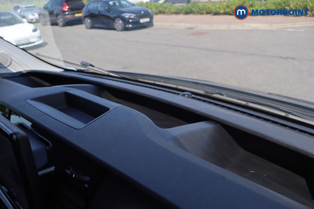 Ford Transit Limited Automatic Diesel Medium Roof Van - Stock Number (1657923) - 11th supplementary image