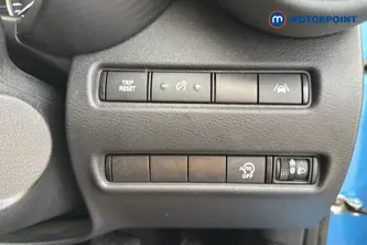Nissan Juke N-Connecta Automatic Petrol SUV - Stock Number (1658249) - 11th supplementary image