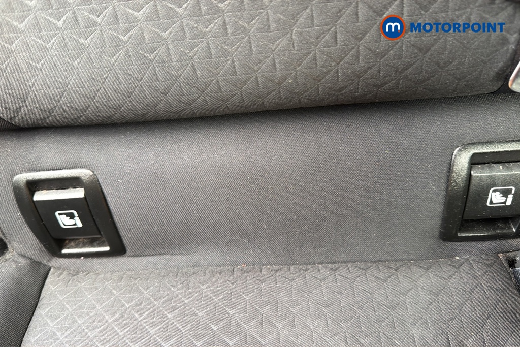 Nissan Juke N-Connecta Automatic Petrol SUV - Stock Number (1658249) - 27th supplementary image