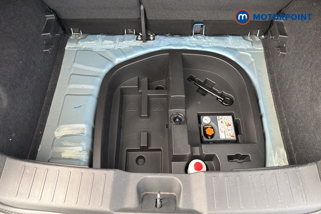 Nissan Juke N-Connecta Automatic Petrol SUV - Stock Number (1658249) - 33rd supplementary image