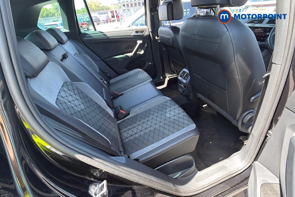 Volkswagen Tiguan R-Line Automatic Petrol SUV - Stock Number (1658358) - 27th supplementary image