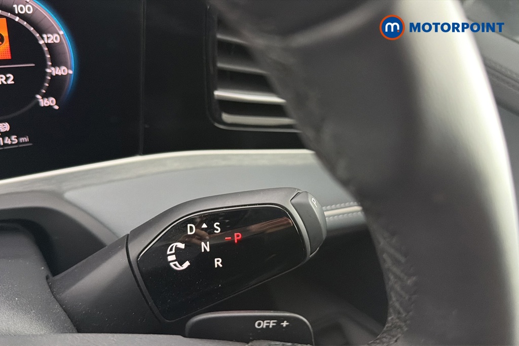 Volkswagen Passat Life Automatic Petrol Plug-In Hybrid Estate - Stock Number (1658412) - 6th supplementary image