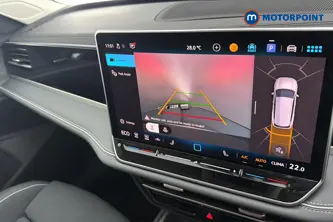 Volkswagen Passat Life Automatic Petrol Plug-In Hybrid Estate - Stock Number (1658412) - 13th supplementary image