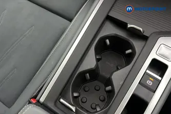 Volkswagen Passat Life Automatic Petrol Plug-In Hybrid Estate - Stock Number (1658412) - 16th supplementary image