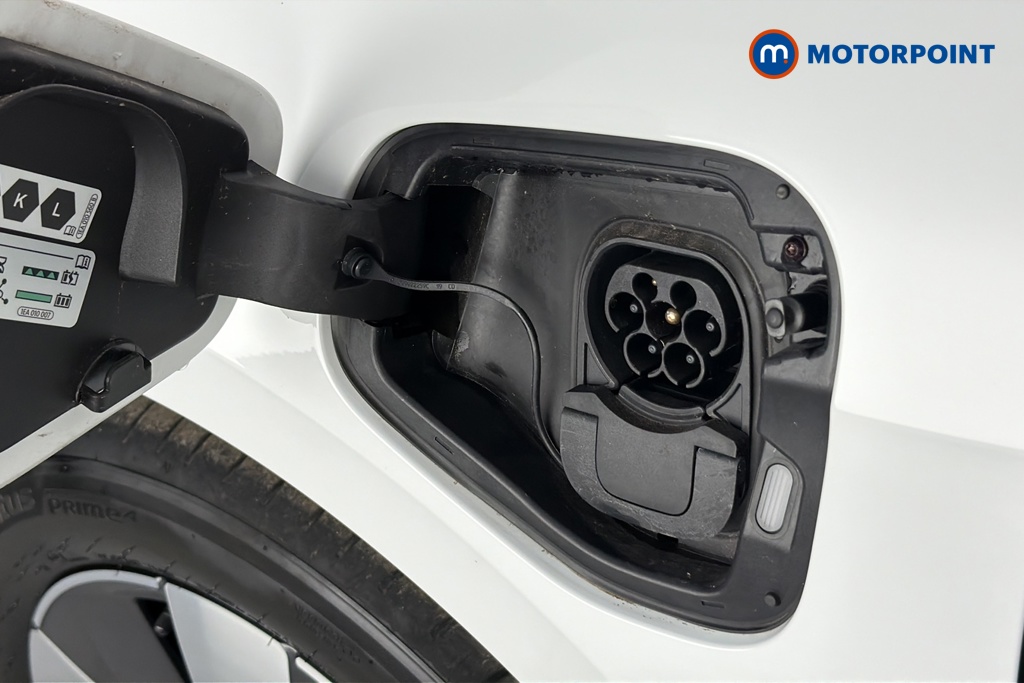 Volkswagen Passat Life Automatic Petrol Plug-In Hybrid Estate - Stock Number (1658412) - 40th supplementary image