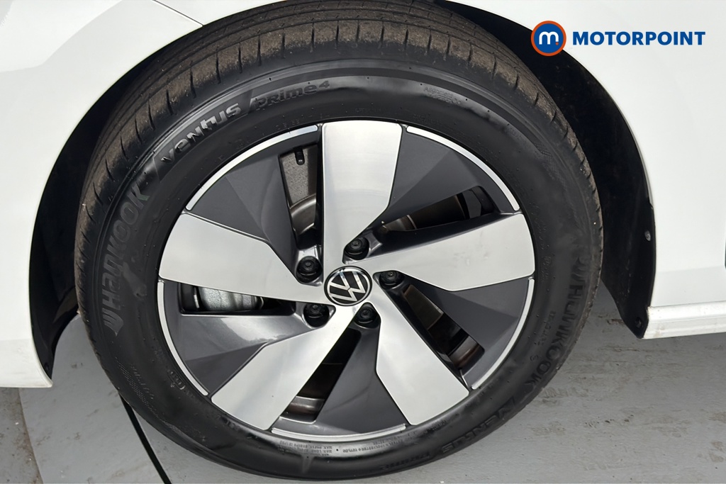 Volkswagen Passat Life Automatic Petrol Plug-In Hybrid Estate - Stock Number (1658412) - 44th supplementary image
