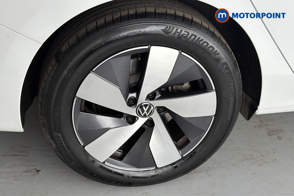 Volkswagen Passat Life Automatic Petrol Plug-In Hybrid Estate - Stock Number (1658412) - 46th supplementary image