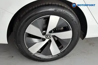 Volkswagen Passat Life Automatic Petrol Plug-In Hybrid Estate - Stock Number (1658412) - 46th supplementary image