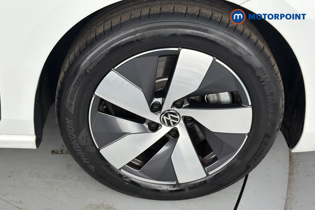 Volkswagen Passat Life Automatic Petrol Plug-In Hybrid Estate - Stock Number (1658412) - 47th supplementary image