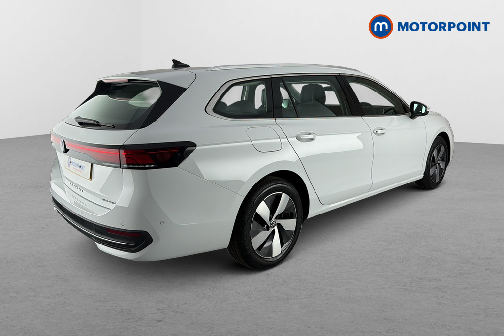 Volkswagen Passat Life Automatic Petrol Plug-In Hybrid Estate - Stock Number (1658412) - Passenger side rear corner