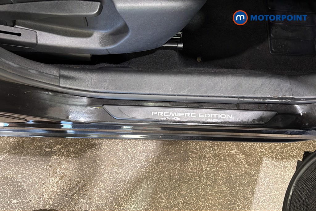 Nissan Juke Premiere Edition Automatic Petrol-Electric Hybrid SUV - Stock Number (1658415) - 27th supplementary image