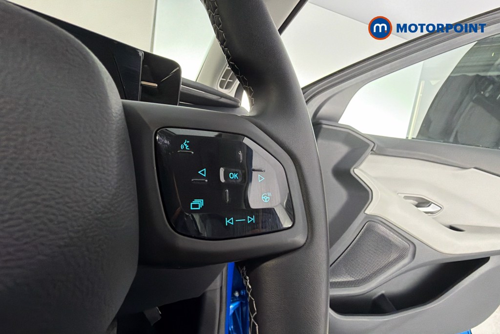 Ford Explorer Select Automatic Electric SUV - Stock Number (1658662) - 4th supplementary image