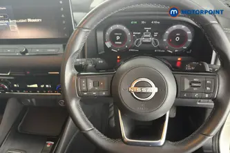 Nissan Qashqai N-Connecta Automatic Petrol SUV - Stock Number (1658672) - 2nd supplementary image