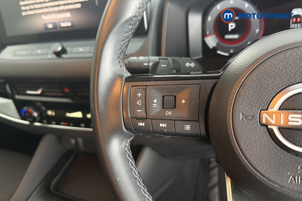 Nissan Qashqai N-Connecta Automatic Petrol SUV - Stock Number (1658672) - 4th supplementary image