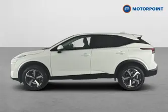 Nissan Qashqai N-Connecta Automatic Petrol SUV - Stock Number (1658672) - Drivers side