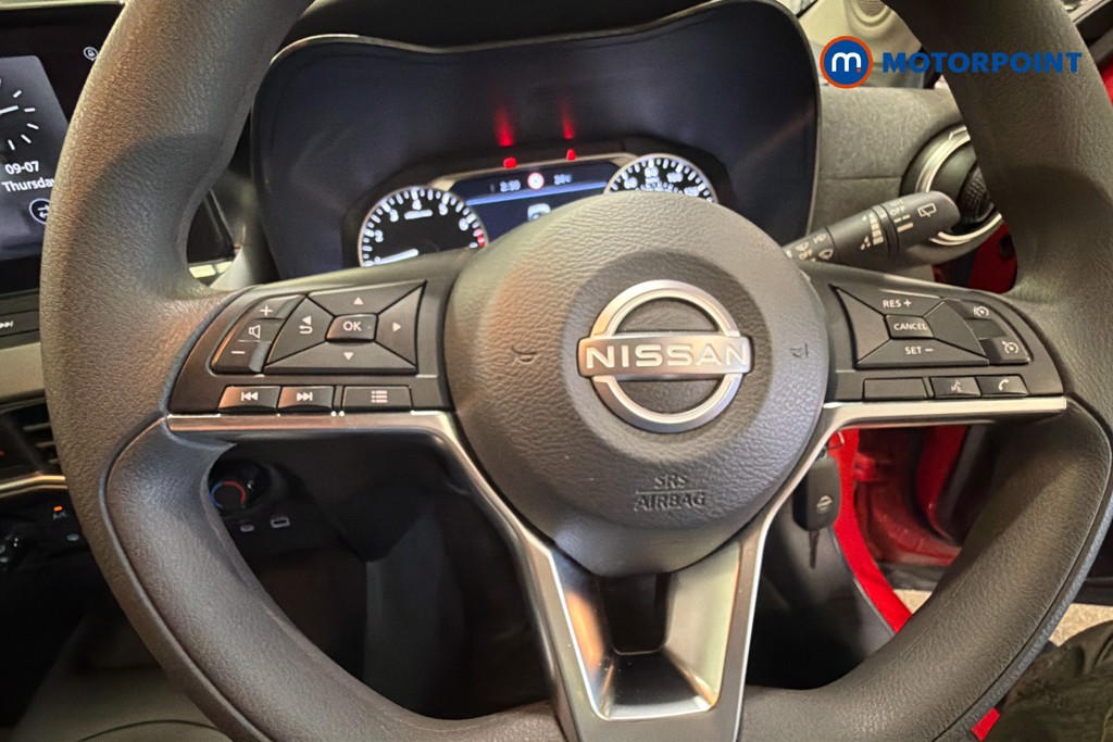 Nissan Juke Acenta Premium Manual Petrol SUV - Stock Number (1658847) - 5th supplementary image