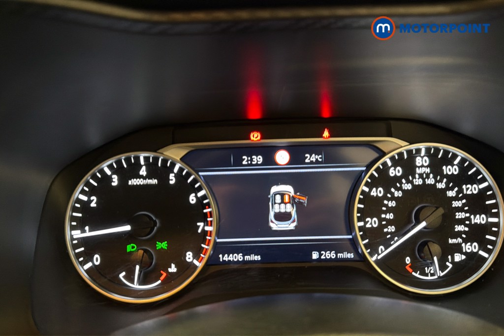 Nissan Juke Acenta Premium Manual Petrol SUV - Stock Number (1658847) - 8th supplementary image