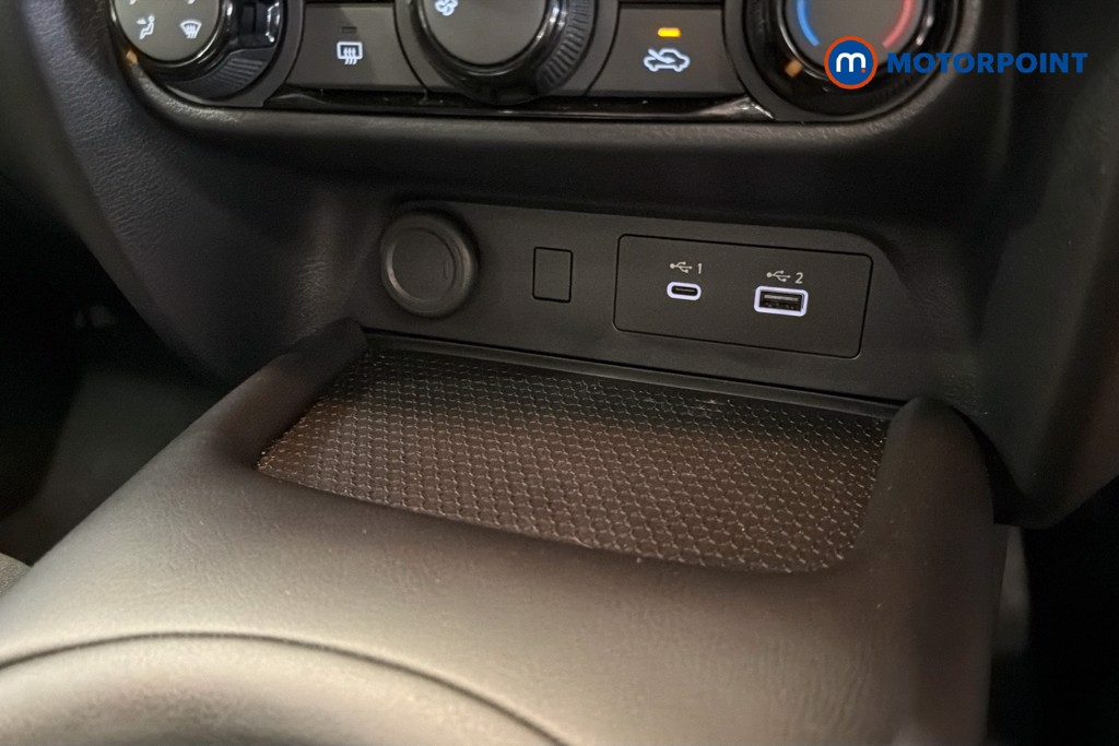 Nissan Juke Acenta Premium Manual Petrol SUV - Stock Number (1658847) - 17th supplementary image
