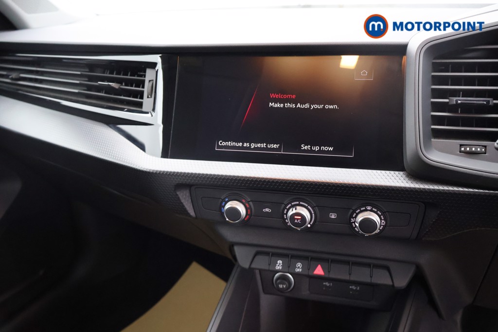 Audi A1 Technik Manual Petrol Hatchback - Stock Number (1659345) - 9th supplementary image