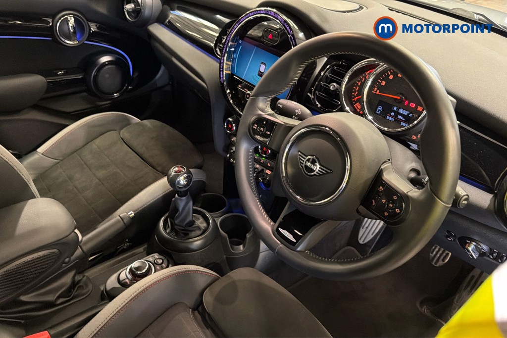 Mini Hatchback Cooper Sport Manual Petrol Hatchback - Stock Number (1659460) - 2nd supplementary image