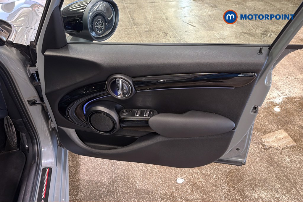 Mini Hatchback Cooper Sport Manual Petrol Hatchback - Stock Number (1659460) - 19th supplementary image