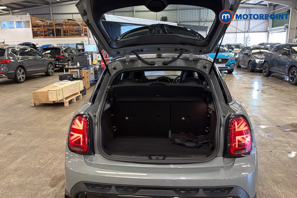 Mini Hatchback Cooper Sport Manual Petrol Hatchback - Stock Number (1659460) - 33rd supplementary image