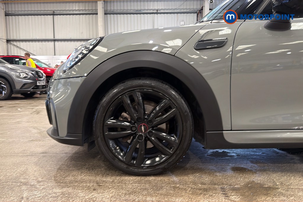 Mini Hatchback Cooper Sport Manual Petrol Hatchback - Stock Number (1659460) - 47th supplementary image